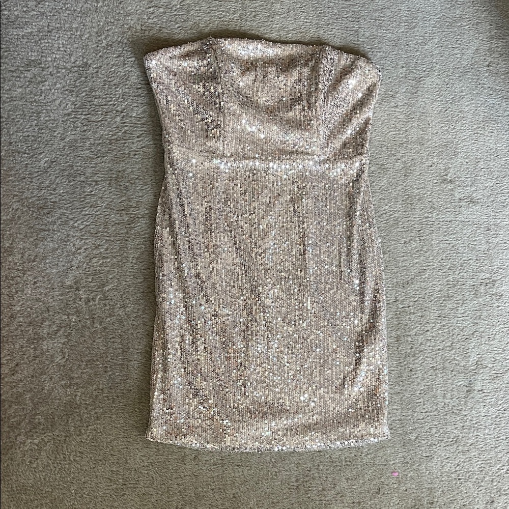 NWT Forever 21 strapless silver sequined party New Year’s Eve sparkle dress L